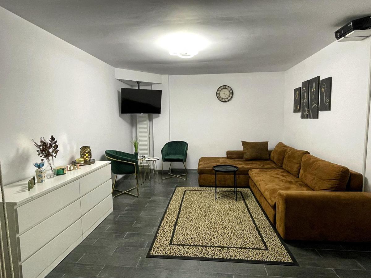 3 Rooms Cinema Garden Parking House Bukareszt Zewnętrze zdjęcie